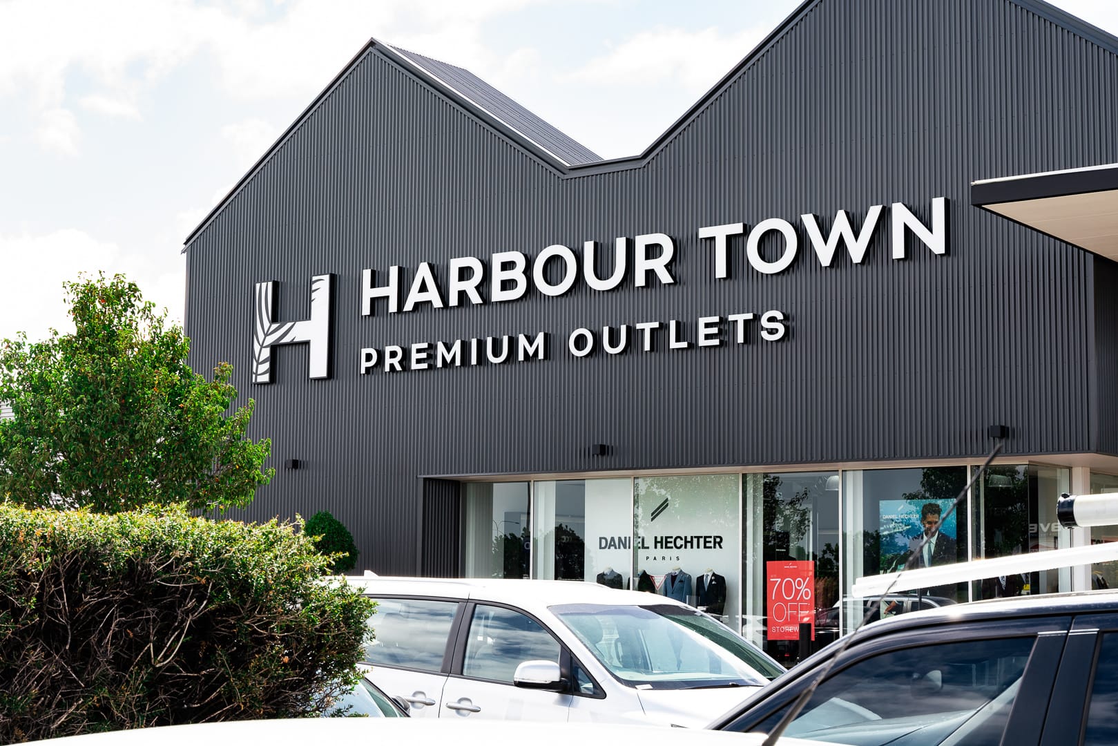 Harbour Town Adelaide • Tommy Hilfiger Outlet